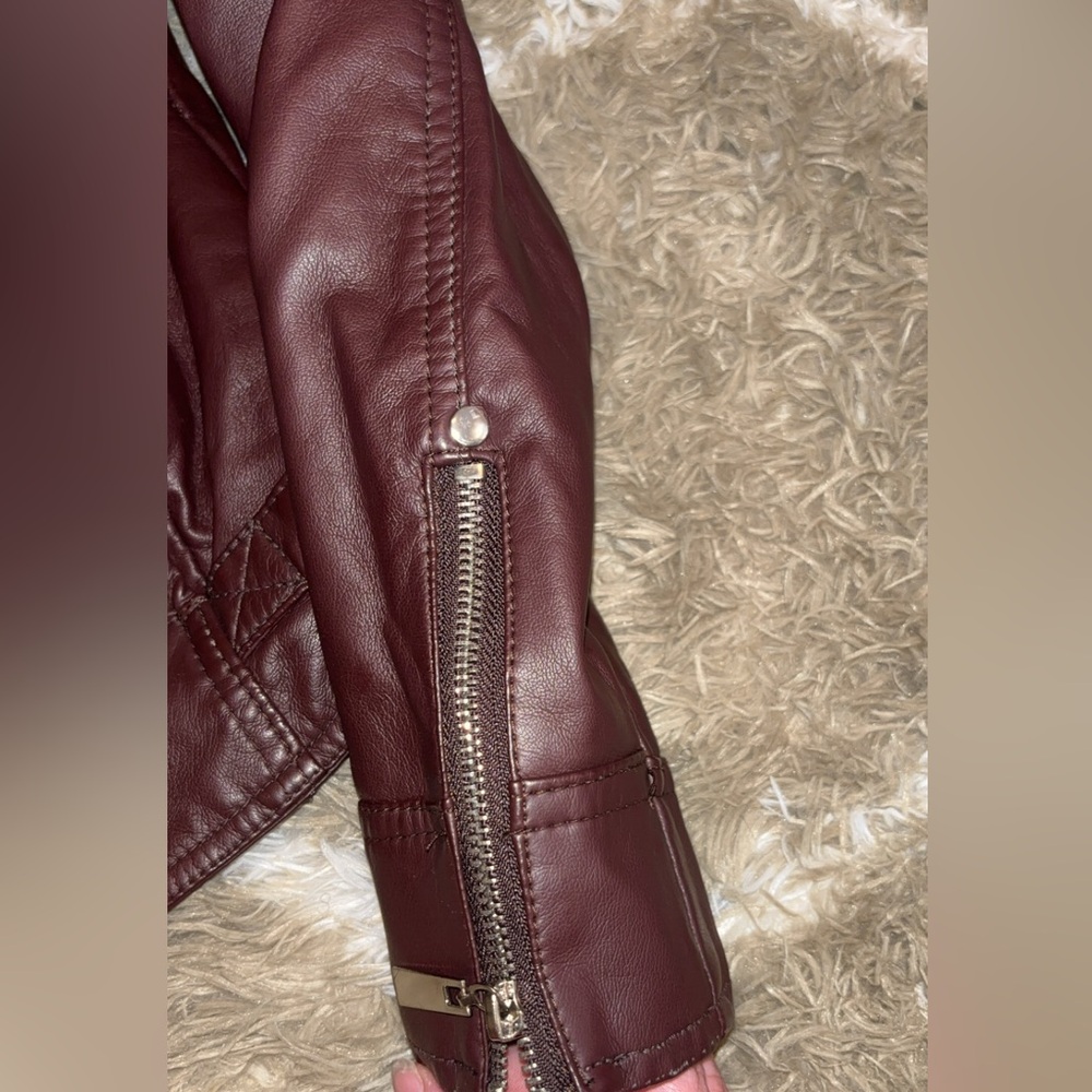 Red/mahogany Leather Jacket - Picture 6 of 16